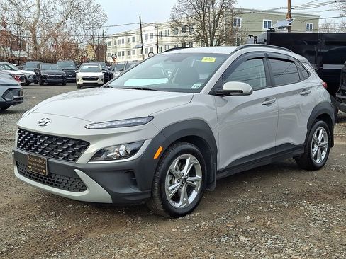 Used 2023 Hyundai Kona SEL w/ Cargo Package image 4
