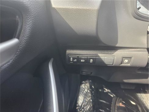 Used 2024 Toyota Corolla SE w/ SE Package FWD image 16