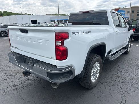 Used 2024 Chevrolet Silverado 2500 LT AWD/4WD image 5