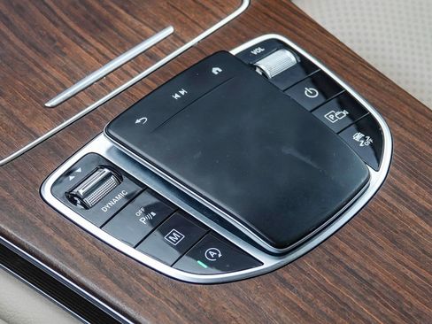 Certified 2022 Mercedes-Benz GLC 300 4MATIC image 23