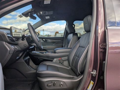 New 2026 Buick Enclave Avenir w/ Super Cruise Package image 14