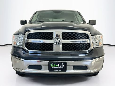Used 2020 RAM 1500 Classic SLT AWD/4WD image 2