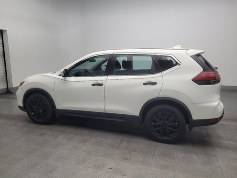Used 2020 Nissan Rogue S FWD image 3