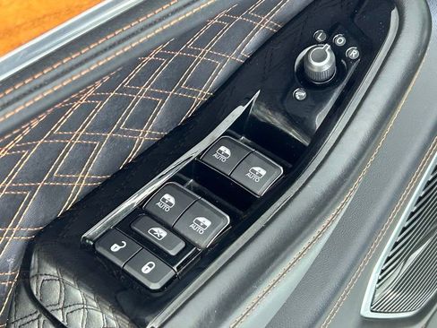 Used 2021 Jeep Grand Cherokee L Summit image 42