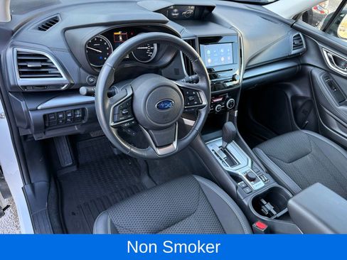 Used 2022 Subaru Forester Premium w/ Popular Package #3 image 12