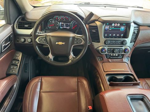 Used 2015 Chevrolet Suburban LTZ AWD/4WD image 28