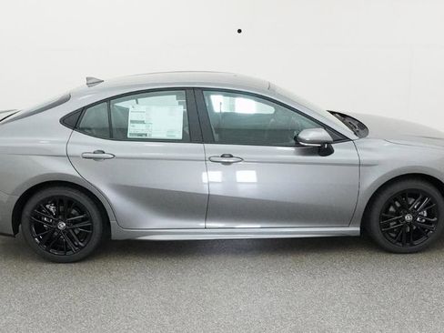 New 2026 Toyota Camry SE image 14