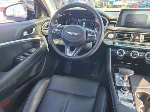 Used 2019 Genesis G70 2.0T Advanced RWD image 11