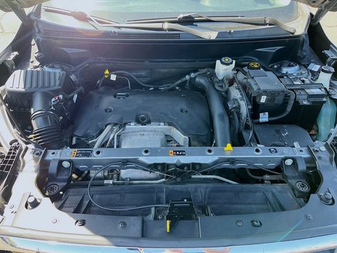 Used 2018 GMC Terrain SLE w/ Driver Convenience Package FWD image 29