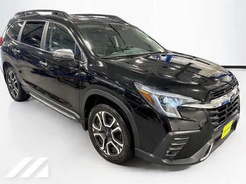 Used 2023 Subaru Ascent Touring AWD/4WD image 3