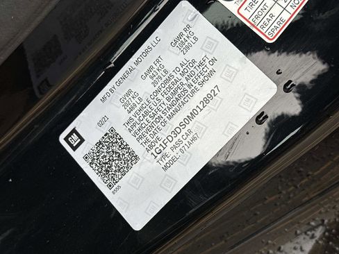 Certified 2021 Chevrolet Camaro LT w/ RS Package image 16