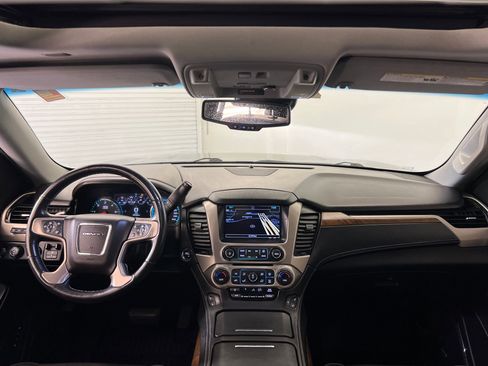 Used 2020 GMC Yukon XL Denali w/ Denali Ultimate Package image 15