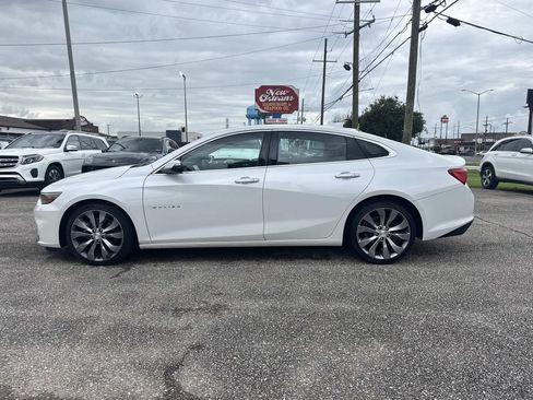 Used 2016 Chevrolet Malibu Premier w/ Driver Confidence Package FWD image 10