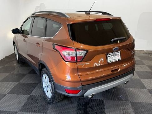 Used 2017 Ford Escape SE w/ Equipment Group 201A AWD/4WD image 7