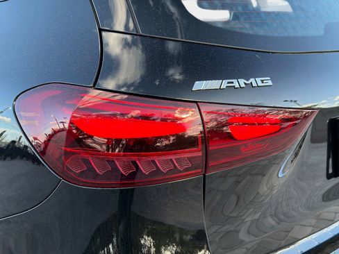 Used 2025 Mercedes-Benz GLA 35 AMG 4MATIC image 16