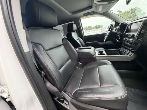 Used 2015 Chevrolet Silverado 1500 LTZ Z71 w/ LTZ Plus Package AWD/4WD image 20