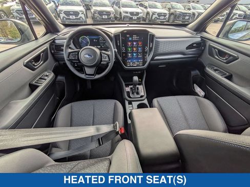 Used 2025 Subaru Forester Premium AWD/4WD image 32
