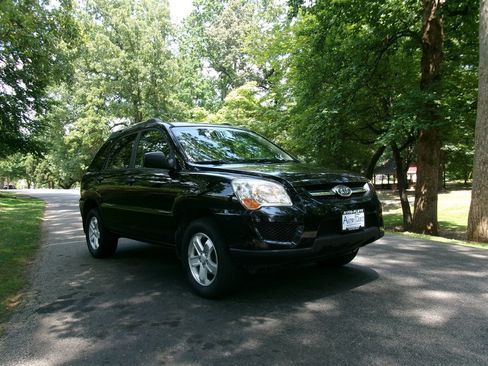 Used 2009 Kia Sportage LX FWD image 3