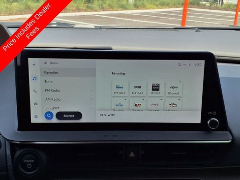 Used 2023 Toyota Prius XLE FWD image 20