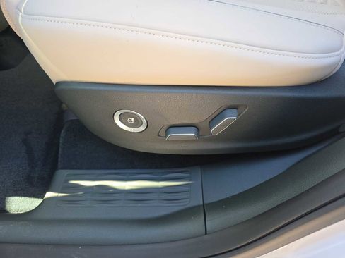 New 2026 Genesis GV80 3.5T e-SC image 23