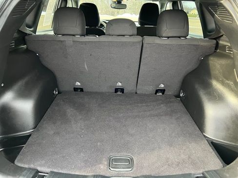 Used 2023 Jeep Compass Sport image 18