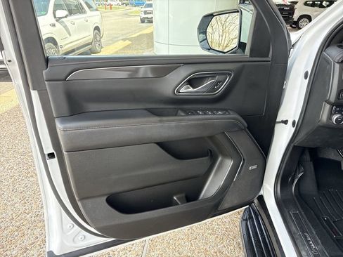 Certified 2022 GMC Yukon XL AT4 AWD/4WD image 22