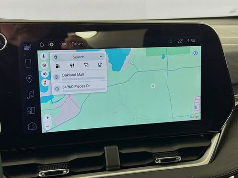 Used 2025 Chevrolet Equinox LT image 15