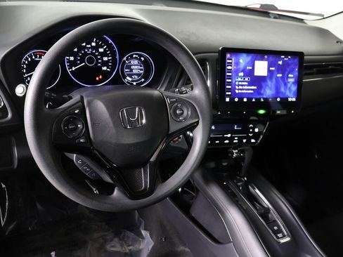 Used 2018 Honda HR-V EX image 24