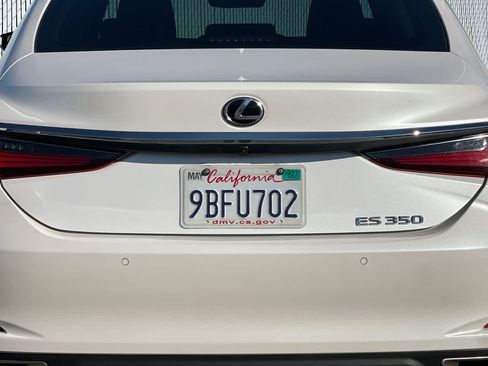 Used 2022 Lexus ES 350 w/ Premium Package FWD image 22