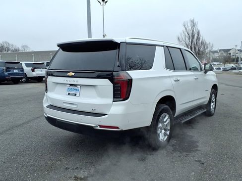 Used 2025 Chevrolet Tahoe LT AWD/4WD image 3
