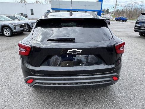New 2026 Chevrolet Trax LT w/ Driver Confidence Package image 4