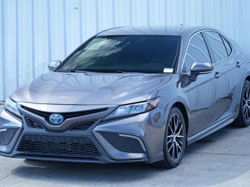 Used 2022 Toyota Camry SE image 43