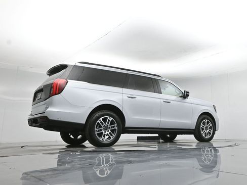 Used 2025 Ford Expedition Max Active image 53