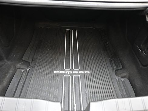 Used 2016 Chevrolet Camaro LT image 12