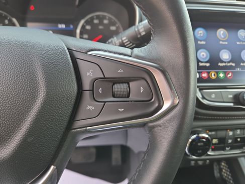 Used 2021 Chevrolet TrailBlazer ACTIV w/ Technology Package image 19