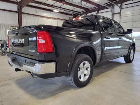Used 2025 RAM 1500 Big Horn AWD/4WD image 5
