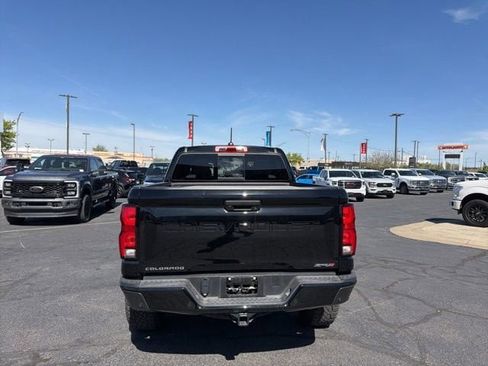 Used 2024 Chevrolet Colorado ZR2 w/ ZR2 Convenience Package III AWD/4WD image 7
