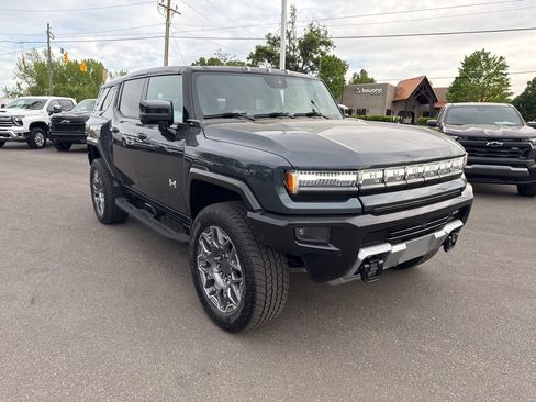 Used 2025 GMC Hummer EV 3X AWD/4WD image 7