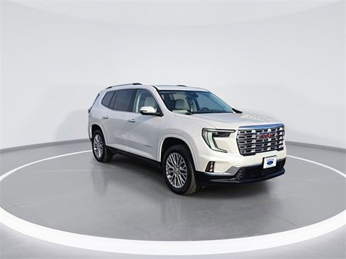 Used 2024 GMC Acadia Denali w/ Super Cruise Package image 2