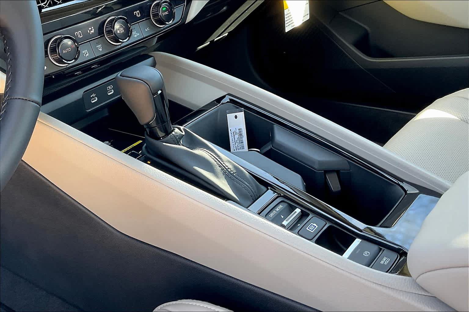 Certified 2025 Honda Accord EX-L image 7