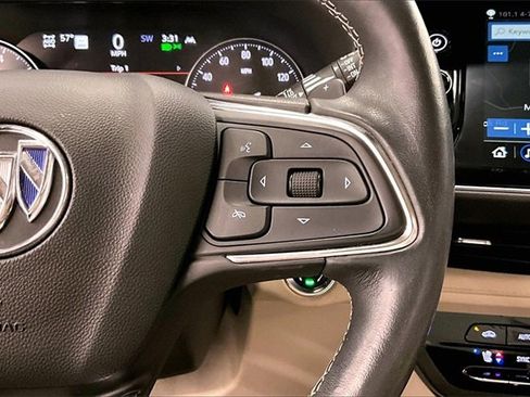 Used 2023 Buick Envision Avenir image 25