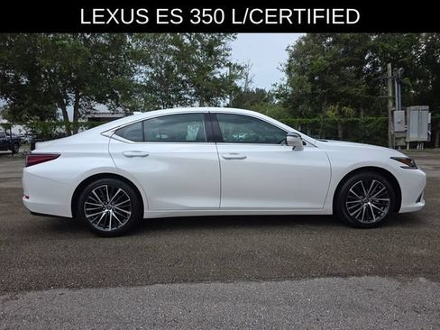 Used 2024 Lexus ES 350 w/ Premium Package FWD image 2