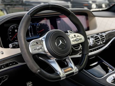 Used 2018 Mercedes-Benz S 63 AMG S 4MATIC Sedan image 15