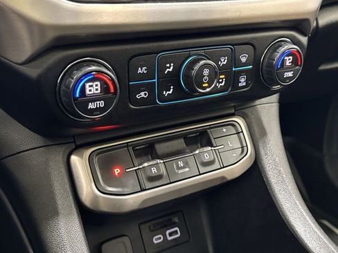 Certified 2021 GMC Acadia Denali w/ Denali Ultimate Package image 23