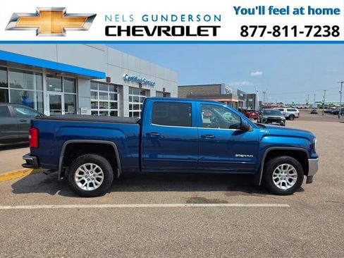 Used 2018 GMC Sierra 1500 SLE w/ SLE Value Package AWD/4WD image 8