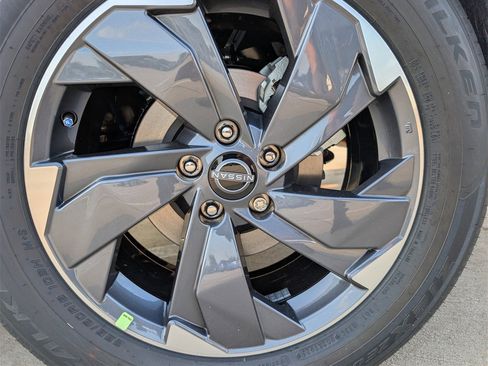 New 2026 Nissan Rogue SV image 7