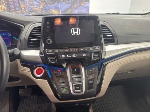 Used 2018 Honda Odyssey Elite image 15