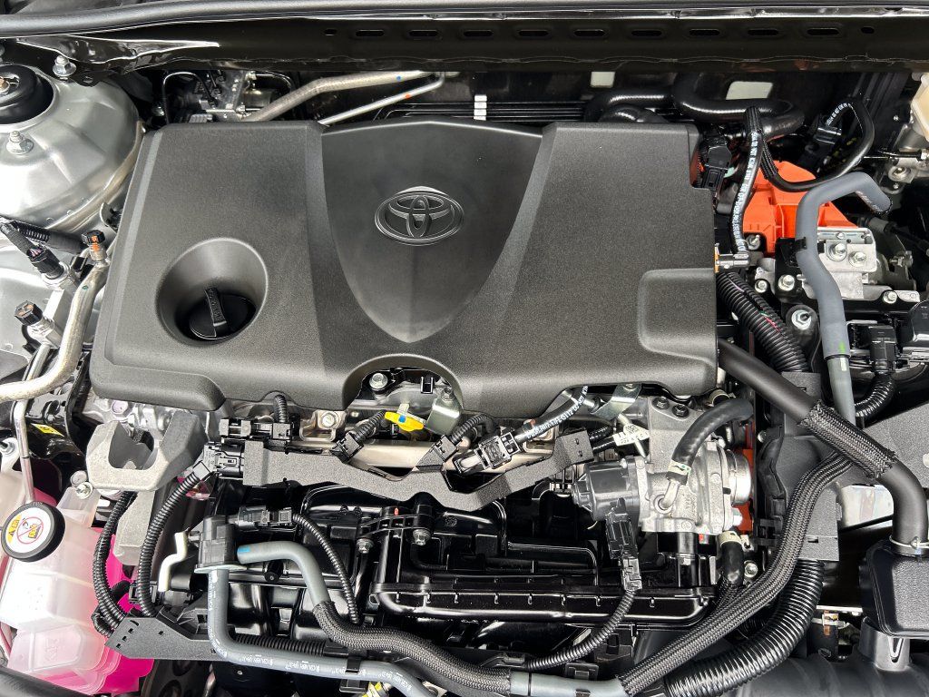 Used 2025 Toyota Camry LE FWD image 23