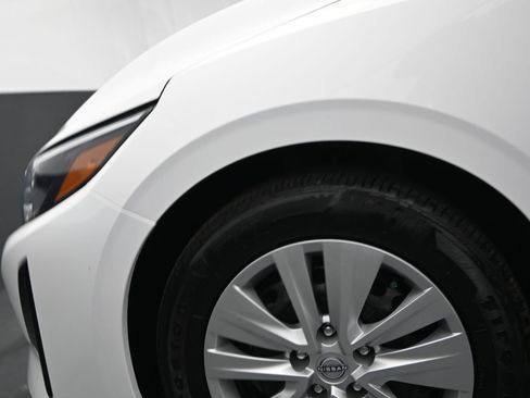 Certified 2025 Nissan Sentra S FWD image 16