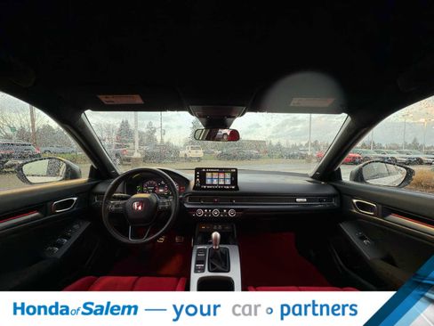 Used 2023 Honda Civic Type R image 13